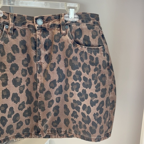 Leopard denim mini skirt - Picture 3 of 5